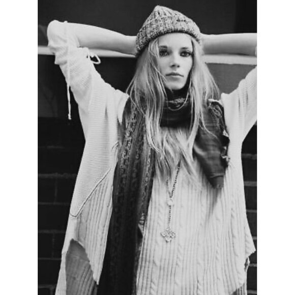 New Romantics X Free People Lilac Lace Up Sleeve Thermal Relaxed Cable Knit Top - Picture 1 of 7